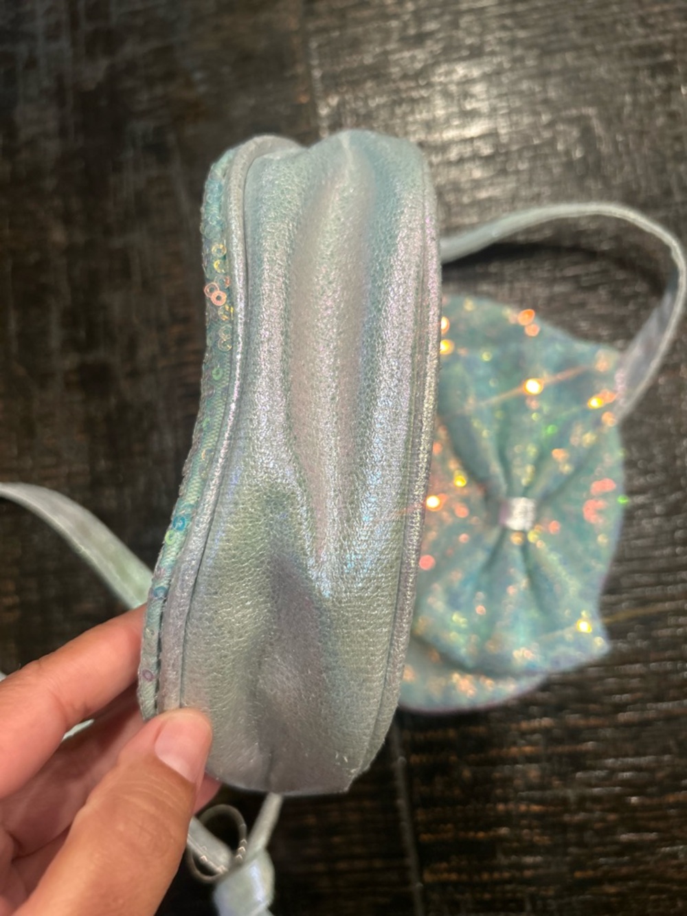 Iridescent Sequin Bow Crossbody Bag - KIDS - Picture 5 of 8